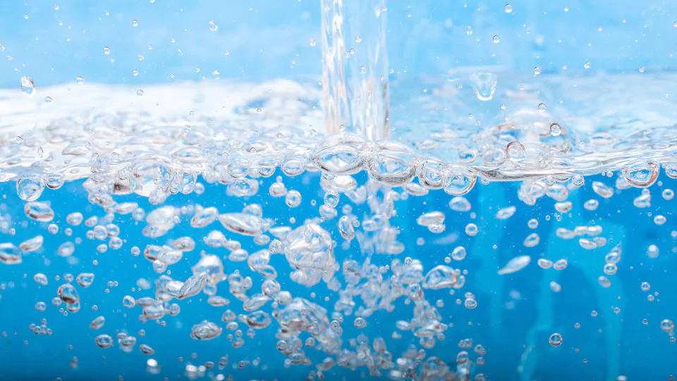 Pentingnya Akses Air Bersih dan Solusi Teknologi Reverse Osmosis untuk Meningkatkan Kualitas Hidup